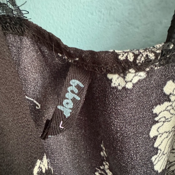 Be Bop Juniors Printed Lace-Trim Split-Sleeve Romper pants Black L - Picture 5 of 5